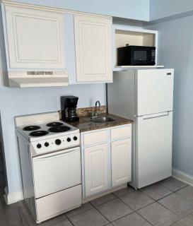 Oceanfront Efficiency T506 - Myrtle Beach - 8