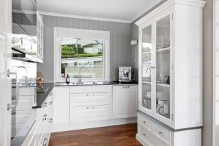 3-bedroom terrace house with incredible sea views - 3