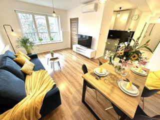 COZY OLD-Town Apartments at Kazimierz +AC, KITCHEN and NETFLIX - Krakow - 4