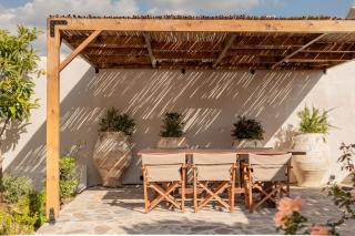 Antama Living, Luxe Stonehouse with Pool & BBQ - Rethymno - 4