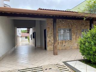 Casa no Centro de Peruibe - Peruíbe - 4