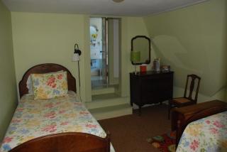 Follansbee Inn - North Sutton - 6