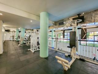Peaceful Retreat, Pools, Gym, Parks - 5