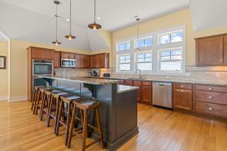 Hatteras Retreat Oceanfront 7 Bedroom Home - 3