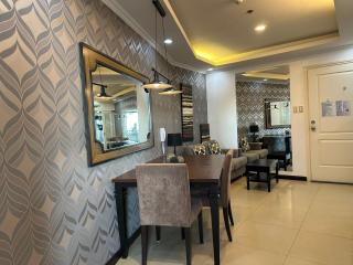 Gramercy Residences 46th Floor 1 Bedroom Sunset View - 5