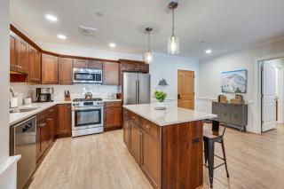 Ski-InandSki-Out Cranmore Mountain Resort Condo! - Conway - 4