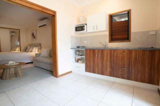 Latitude 17 - Suite 1 - South Mission Beach - 5