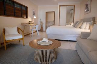 Latitude 17 - Suite 1 - South Mission Beach - 2
