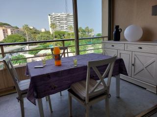Bocca Baie T2 en bord de mer - Axelle Loc Appart - Cannes - 9
