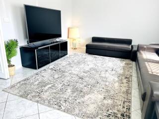 Ocean-View Retreat for Family Getaways - Cringila - 1