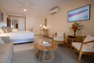 Latitude 17 - Suite 2 - South Mission Beach - 5