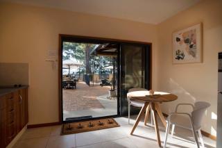 Latitude 17 - Suite 3 - South Mission Beach - 8