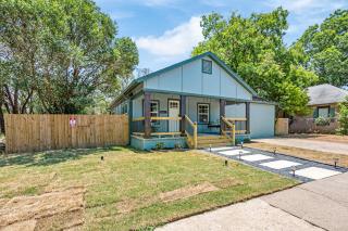 The Craftsman on Clay-Downtown-4 Blocks to Silos-Hot Tub and Cowboy Pool - Waco - 6