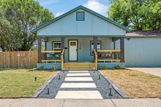 The Craftsman on Clay-Downtown-4 Blocks to Silos-Hot Tub and Cowboy Pool - Waco - 7