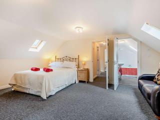 2 Bed in Christchurch 91999 - Burton - 5
