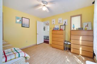 Zen Den - Pocono LakeFront with Hot Tub ! - 2