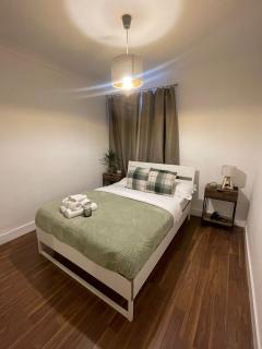 Park View Homestay - Barking - 6