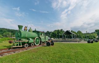 Downtown Bryson City Cabin - 1