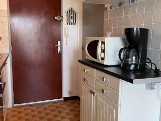 Beau studio rénové 2 pers, climatisé, proche thermes, Parc Charles de Gaulle, balcon, 2 étoiles - FR-1-553-240 - Balaruc-les-Bains - 7