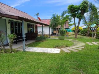 Lanta Mermaid Resort - Ban Ai Dao - 2