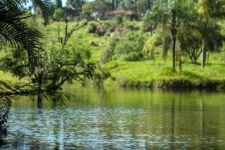 Chalé a beira de lago com churrasqueira em SP - Indaiatuba - 6