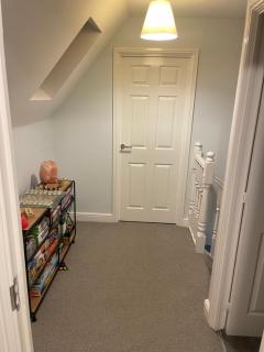Beanie’s North Swindon DoubleBed - Blunsdon Saint Andrew - 5