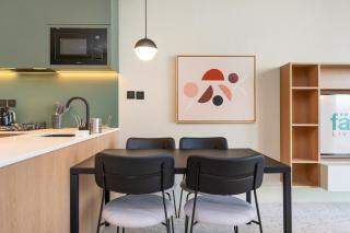 FAM Living - Upside Living - WFH Friendly-Business Bay - Dubai - 6