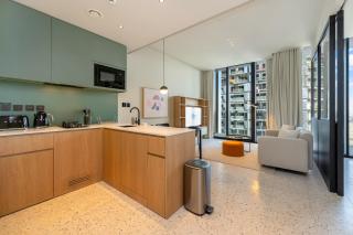FAM Living - Upside Living - WFH Friendly-Business Bay - 3