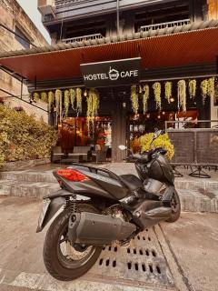 Hostel Friends Station & Cafe - Pattaya South - 0