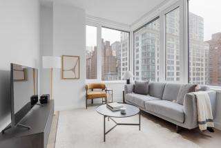 Gramercy 2br w elevator doorman nr park NYC-1233 - New York - 0