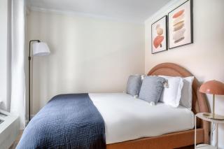 Nolita 1BR w Elevator Roof Deck nr SoHo NYC-907 - New York - 2