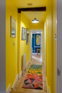 1960s Inspired City Centre Apartment for 4 with Parking - 1