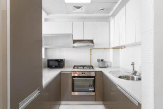 Nasma Luxury Stays - Sleek City Haven 1BR in Dubai's Glitz Residence 3 - Dubai - 3