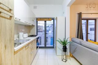 Modern 1BR home with Private Balcony in St Julians by 360 Estates - 3
