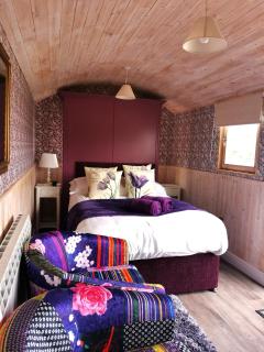 Shepherd's Hut at Cefn Tilla Court - Usk - 3