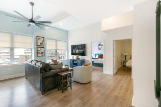 Amazing 4Bed Condo Steps from French Quarter - New Orleans - 6