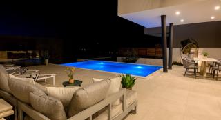 Luxury Villa Seven Seas with infinity heated pool by the sea in Ražanj - Ražanj - 5