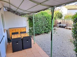 Petite maison 2 pcs mezzanine avec jardin dans résidence avec piscine - Tourrettes - 6