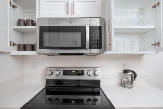 Blueground Fairfax pool nr mall dining LAX-1185 - 4