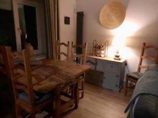 Croak Cottage, Frogmore - 1