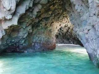 Jeremiah Homestay near Masasa Beach - 8