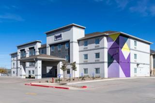Spark by Hilton Midland South - Midland - 7