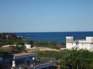 2 Bedroom Luxury Flat in Mombasa, Kenya. - 0