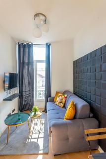 304 B Charming apartment refurbished super - 8