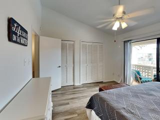 La Buena Vida - Rockport - 6