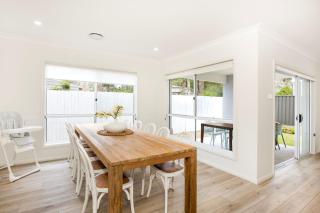 The Coast Beach - Pet Friendly - 2 Mins Walk to Bay - Callala Bay - 5