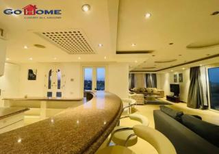 Pretty 4 Bed Rooms Penthouse at New Marina - 0