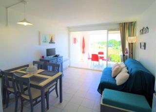GASMIC - Appartement pour 4 personnes avec piscine et accès direct à la plage situé aux marines de Gassin - Gassin - 8