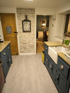 Spacious 4 Bed Victorian House with Sea Views TJS4TT - Ilfracombe - 2