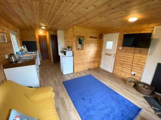 Idyllic Cornish Retreat At Puffin Lodge - 2